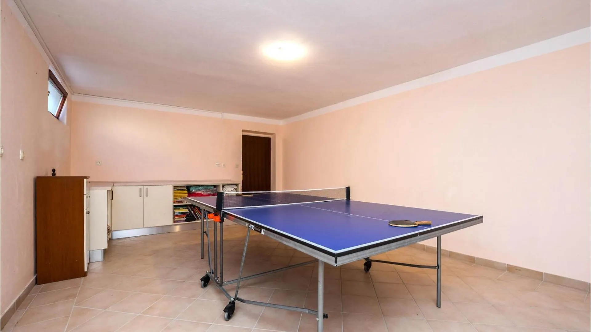 סבטי פיליפ אי ג'קוב Beautiful Home In Sv,Filip I Jakov With Sauna סבטי פיליפ אי ג'קוב
