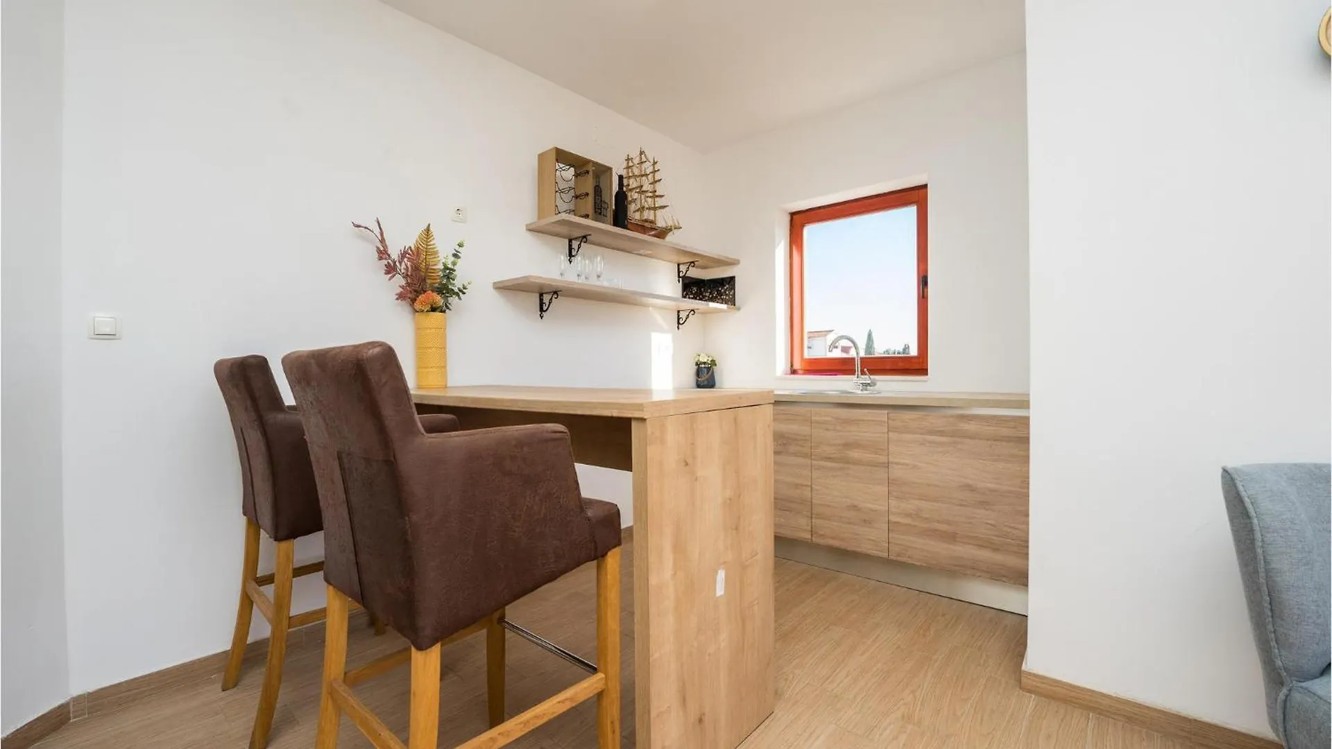 סבטי פיליפ אי ג'קוב Beautiful Home In Sv,Filip I Jakov With Sauna סבטי פיליפ אי ג'קוב
