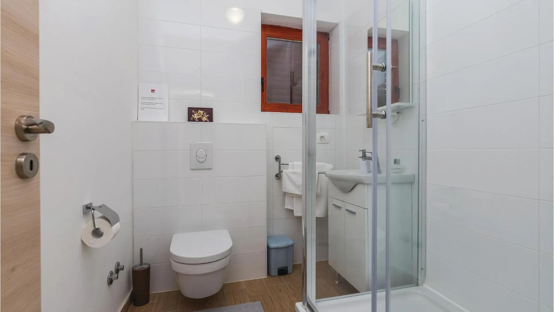 בית נופש סבטי פיליפ אי ג'קוב Beautiful Home In Sv,Filip I Jakov With Sauna