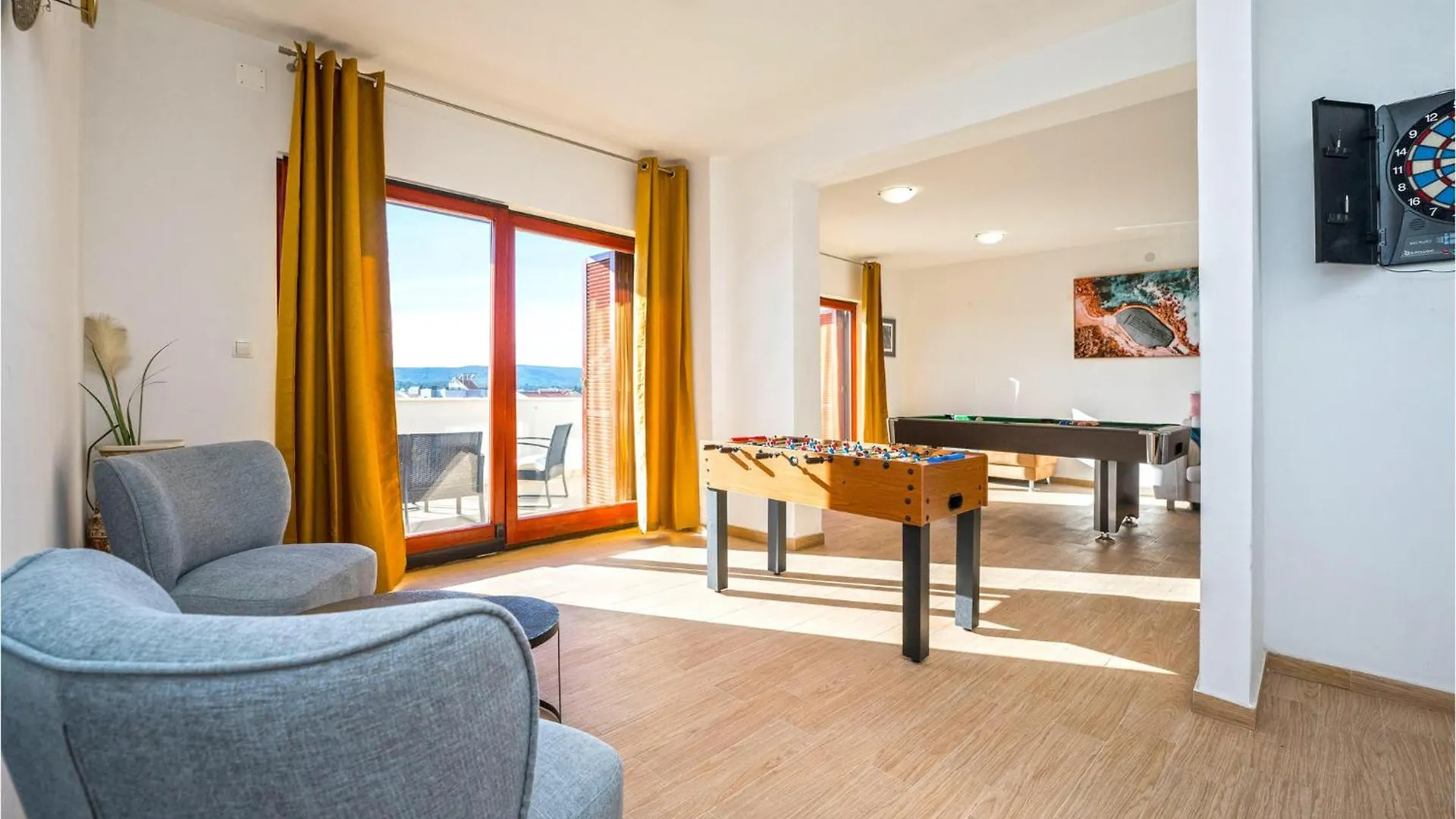 סבטי פיליפ אי ג'קוב Beautiful Home In Sv,Filip I Jakov With Sauna בית נופש סבטי פיליפ אי ג'קוב